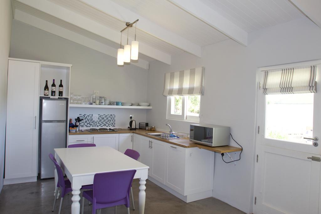 Paul Wallace Wines & Cottages エルギン エクステリア 写真
