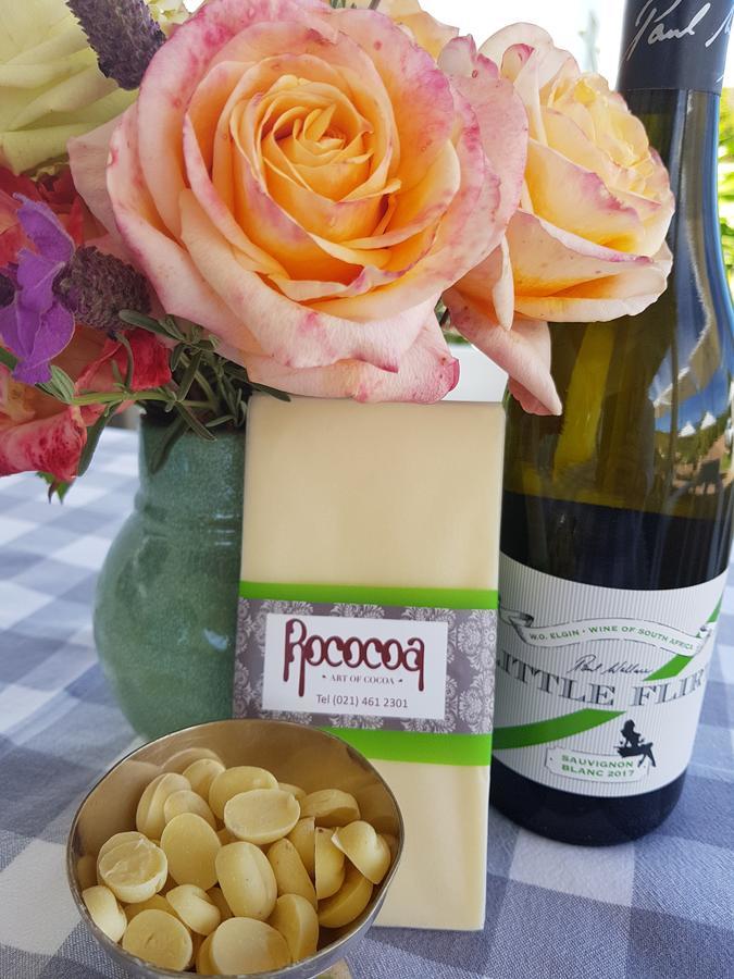 Paul Wallace Wines & Cottages エルギン エクステリア 写真