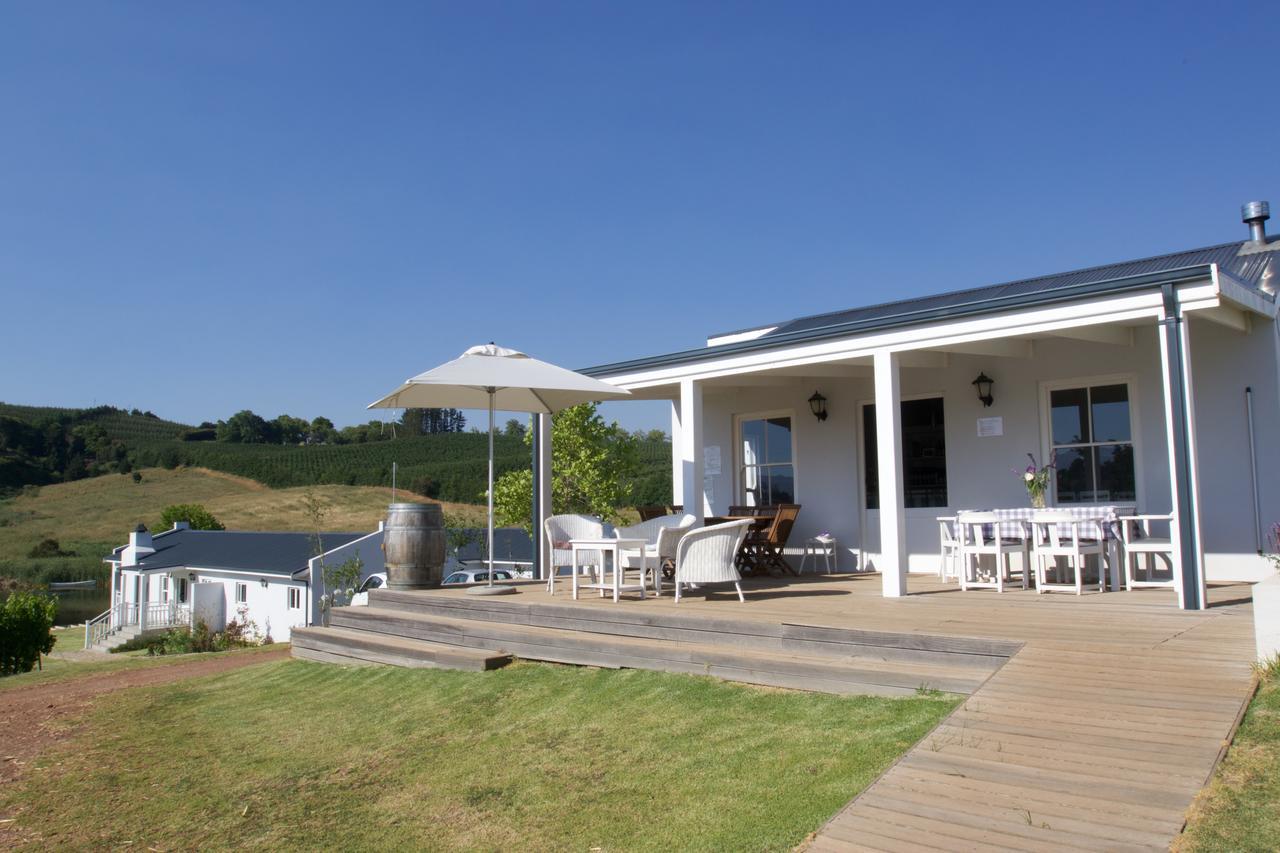 Paul Wallace Wines & Cottages エルギン エクステリア 写真